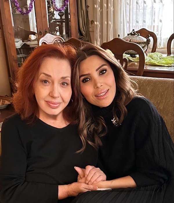 Yaprak Dökümü’ndeki Hayriye karakteriyle adını hafızalarımıza kazıyan değerli oyuncu, fotoğrafı filtreli paylaşınca görenler şaşkınlığa uğradı.