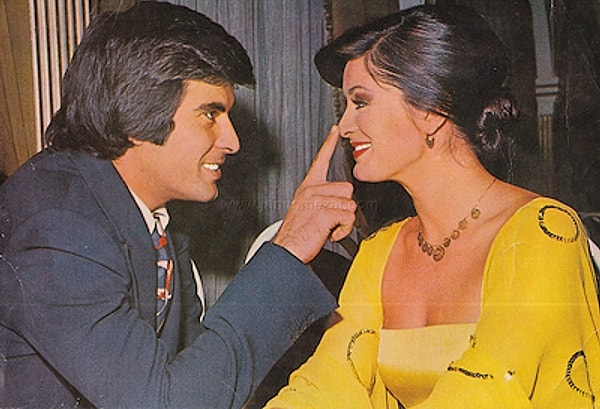 Gülşen Bubikoğlu-Tarık Akan