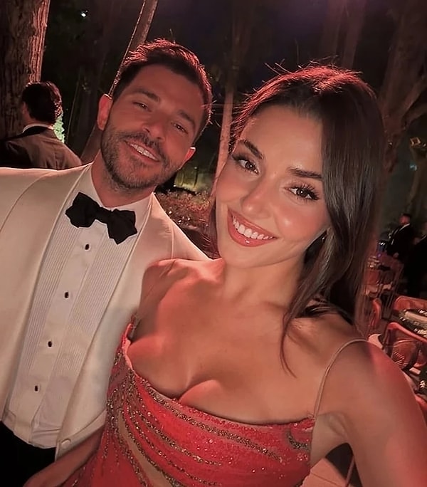 Hakan Sabancı'yla dolu dolu bir aşk yaşayan Hande Erçel yaklaşık 3 ay önce bu aşkı bitirdi.