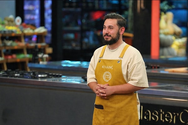 MasterChef'te son altın önlüğün sahibi Kıvanç oldu.