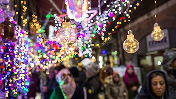"İstanbul’da yeni yılı huzur ve güven içinde karşılayabilmek, yeni yılın mutluluğunu yaşayabilmek amacıyla alınması gereken tüm tedbirler alınmıştır."