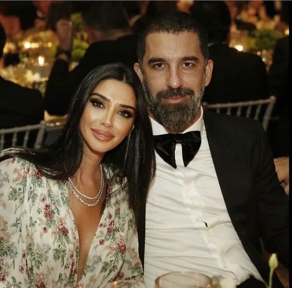 Arda Turan'ın biricik eşi Aslıhan Doğan Turan, özel hayatının yanı sıra açıklamalarıyla da sık sık gündeme geliyor.