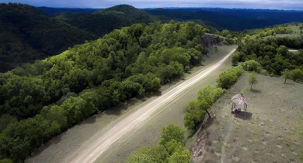 Kazı alanında yapılan ölçümler, yol genişliğinin ortalama 40 metreye ulaştığını ortaya koydu