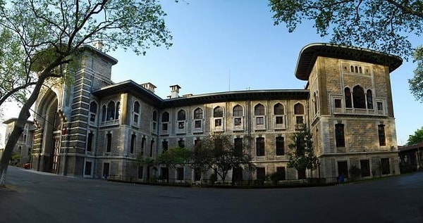 LGS’den 500 puan alan öğrencilerin kabul edildiği İstanbul Erkek Lisesi’nde yaşananlar geçtiğimiz aylarda kamuoyunda geniş yankı uyandırmıştı.