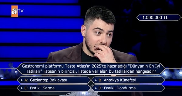 Semicenk, 1 milyon TL değerindeki soruyu açtırarak geceye damga vurdu.