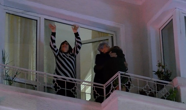 İstanbul’un tarihi semtlerinden Kurtuluş’ta yeni yıl gelenekleri unutulmadı.