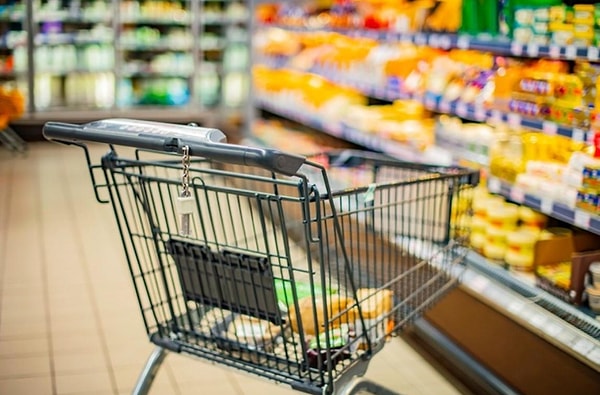 Yemek Kartları Marketlerde Geçiyor mu 2026?