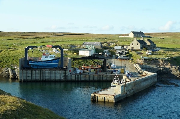 Yeni yıl kutlamaları adada genellikle tek evde yapılıyor