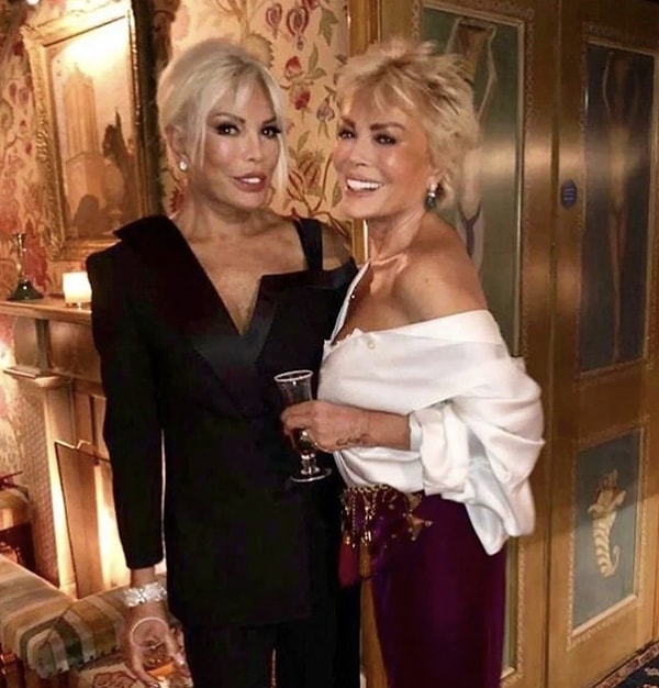 Süperstar Ajda Pekkan'ın aksine Semiramis Pekkan’ın daha sakin bir yaşam sürdüğünü biliyoruz.