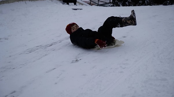 Türkiye’de uzun süredir merakla beklenen kar yağışları hafta başından bu yana etkisini sürdürüyor.