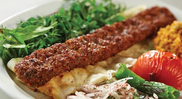 Bol acılı adana, lahmacun, kebap sever misiniz?
