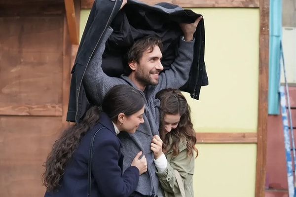 TRT 1'in Karadeniz dizisi Taşacak Bu Deniz'i dilimizden düşüremiyoruz.