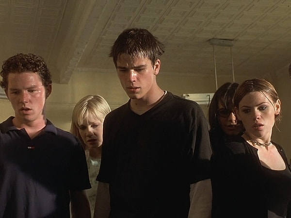 7. The Faculty (1998)