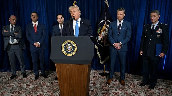 Daha sonra Grönland'a gözdağı verdi.