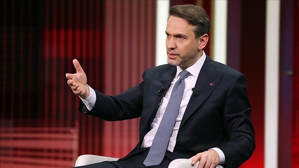 Bakan Bayraktar, Kanal 7 TV'de Türkiye'nin enerji vizyonuna ilişkin açıklamalarda bulundu.