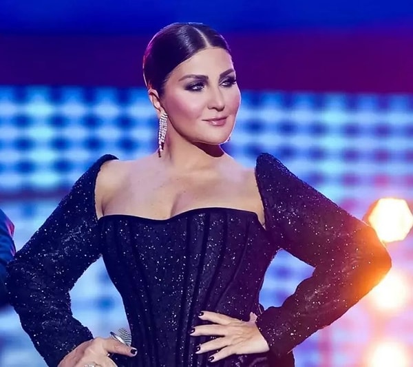 Türk müziğinin en güçlü kadın seslerinden biri olan Sibel Can, yıllardır sahnelerin değişmeyen yıldızlarından olmasının yanı sıra özel hayatıyla da her zaman fark edilen isimlerden biri oldu.