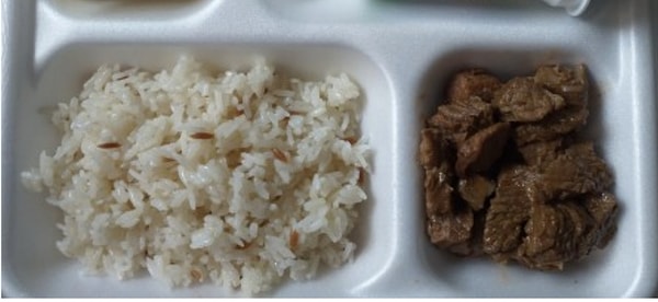 İddiaya göre olay 2015 yılında, bir cuma günü Aydın Efeler Bey Cami’nin önünde yaşandı.