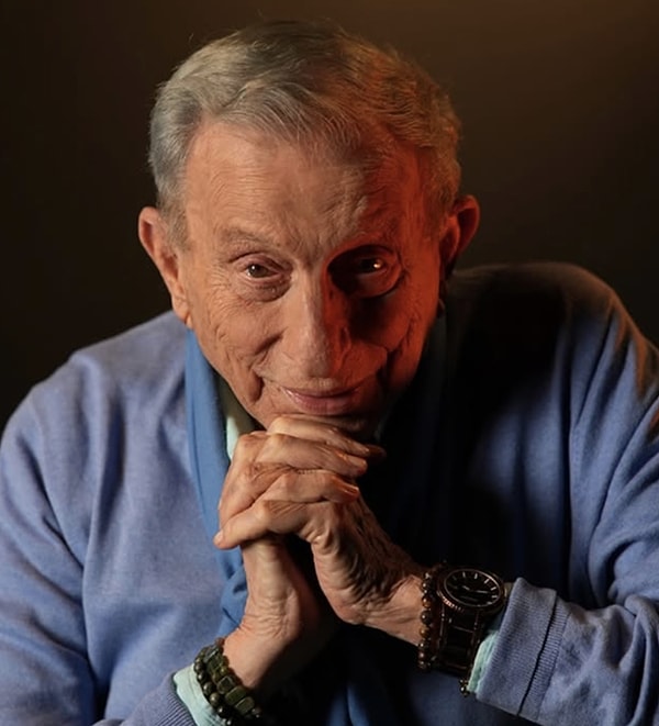 Haldun Dormen, a living legend of Turkish theatre, renowned as an actor, director, educator, and playwright, was recently admitted to a private hospital due to an infection that developed in his body.