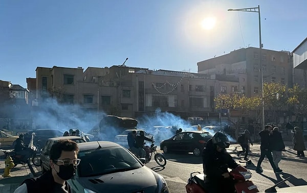 Ülke dışarıya kapandı: Elektrik ve internet yok