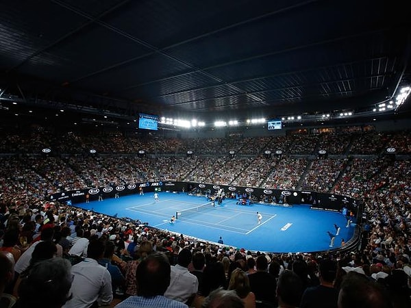 Havalar aşırı sıcak olsa bile kortun havası büyük ölçüde kontrol edilebiliyor.