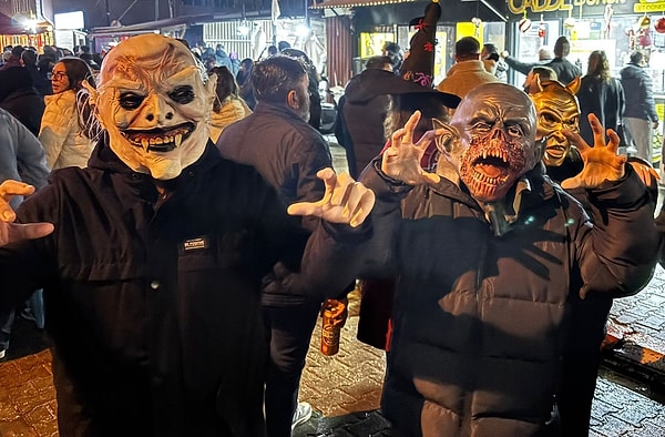 Koleda, Balkan ülkelerinde kışın en soğuk gecelerinde kutlanan bir bayramdır.