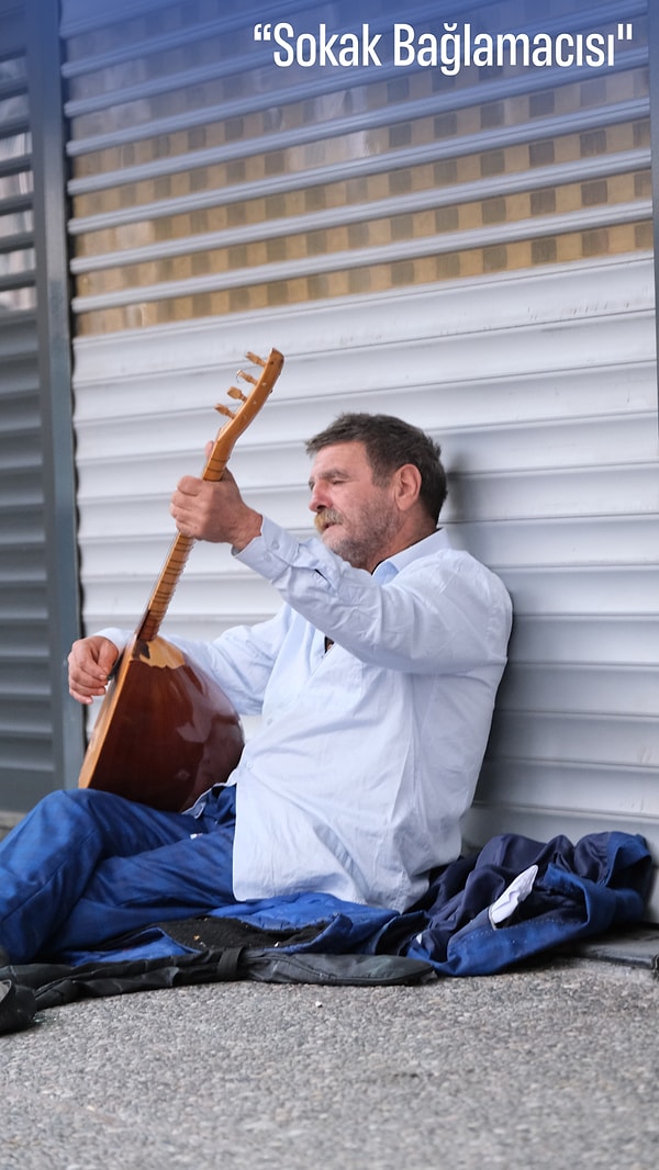 "Sokak Bağlamacısı” fotoğrafındaki o melankolik hava Balıkesir’in sesini mi yansıtıyor?