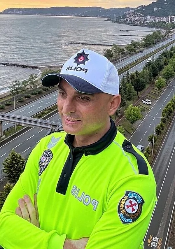 Trafik kurallarını anlattığı videolarla Instagram'da 500 bine yakın takipçiye ulaşan Durmuş'un başı soruşturmalarla dertteydi.