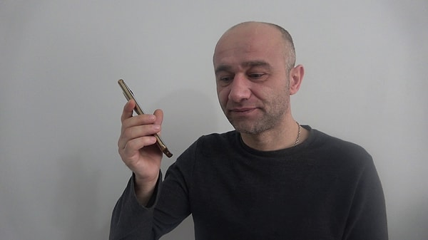 Başına gelmeyen kalmadı, evine 400 yemek siparişi gönderildi.