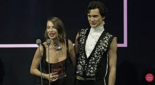 Yılın Yükselen Moda Tasarımcısı