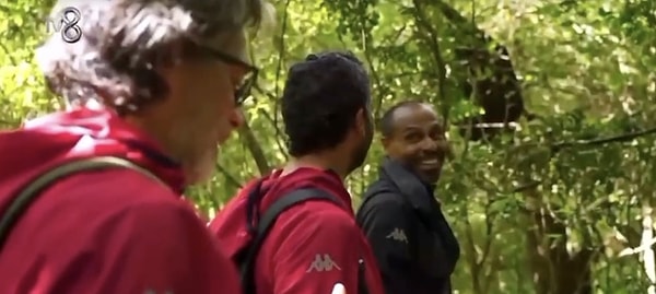 Survivor 2026'da yarışmacıların alternatif yiyecek arayışı devam ediyor.