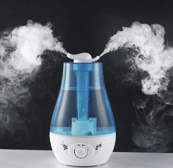 Evdeki hava kalitesini artıran, sessiz çalışan ultrasonik hava nemlendirici.