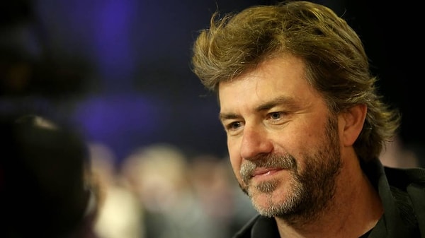 Devlet Opera ve Balesi Genel Müdürü Tan Sağtürk, görevden alındı.