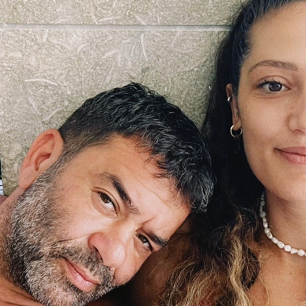 Boşanmanın ardından Şakrak’ın adı bir süre farklı isimlerle anılmaya başlanmıştı.