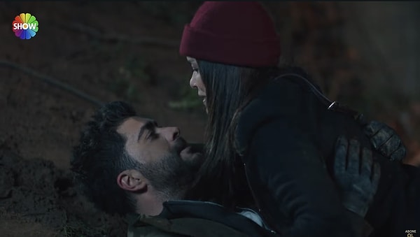 Kızılcık Şerbeti'nin yeni bölümü yine çok konuşuldu.