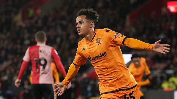 Hull City, Jakirovic'in gelişiyle birlikte oynadığı futbolla dikkat çekiyor.