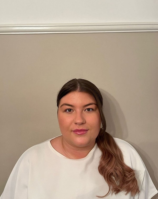 Başlangıçta günlük kalori miktarı ciddi şekilde düşürülen Jenson, zamanla bu düzene adapte oldu.