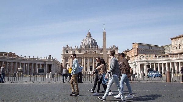 Vatikan'ın vatandaşı olmak mümkün değil.