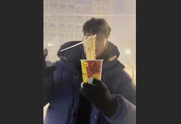 The noodle froze mid-air. But how did this happen?