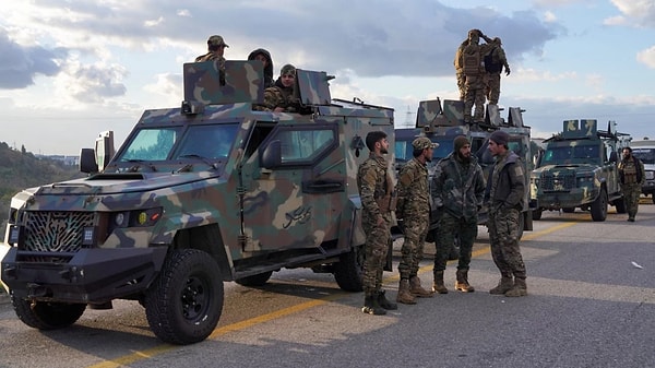 SDG çekiliyor ordu ilerleyişini sürdürüyor.