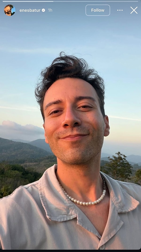 Enes Batur uzun bir zaman sonra yüzünü paylaştı.