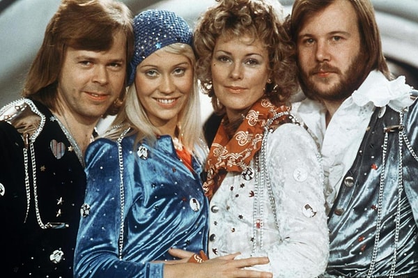 Dünyaca ünlü müzik grubu ABBA'nın "Dancing Queen" şarkısıyla dans etmek, kalbe iyi geliyormuş.