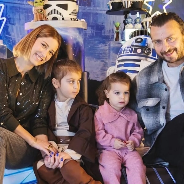 Uzun yıllardır hem kariyerleri hem de özel hayatlarıyla ilgi odağında olan Hazal Kaya ve Ali Atay, magazin dünyasının en sevilen çiftlerinden biri olarak anılıyor.