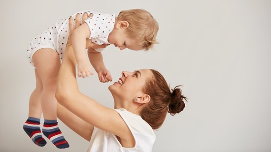 Minik Mucize ile Anne Bebek Dünyasına Güvenli Bir Dokunuş