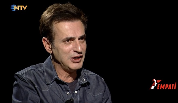 “Paramparça”, “Kupa Kızı ve Sinek Valesi” gibi unutulmaz şarkılara imza atan Teoman, Ahmet Mümtaz Taylan’ın sunduğu Empati programına konuk oldu.