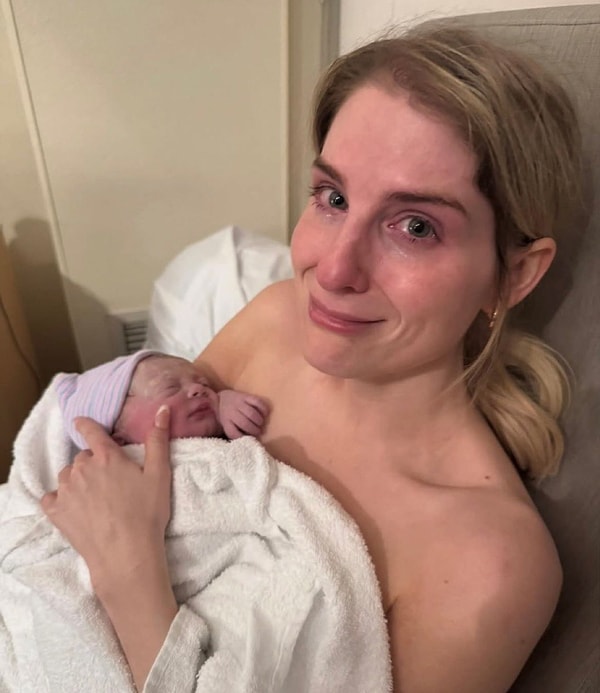 Meghan Trainor, son olarak taşıyıcı anne yöntemiyle üçüncü çocuğunu kucağına almasıyla gündeme geldi.