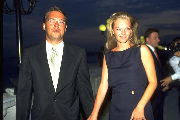 Cem Uzan’ın magazin tarihine geçen en büyük aşkı, 13 yıl evli kaldığı Alara Koçibey olmuştu.