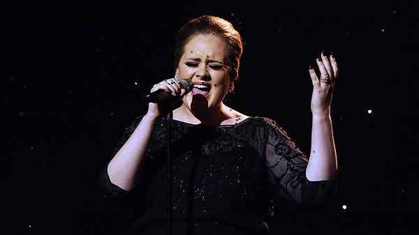 9. Bu şarkıda ağlamak serbest...