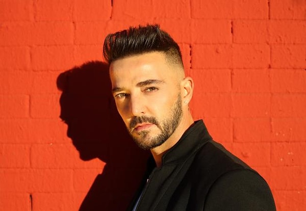 8. Gökhan Özen - "Aramazsan Arama" hangi yıl çıktı?