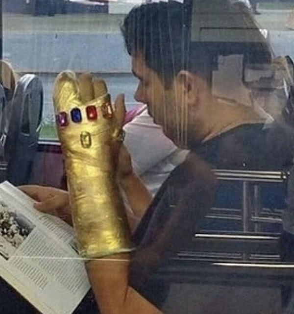 2. Birtakım süper kahraman sorunları...