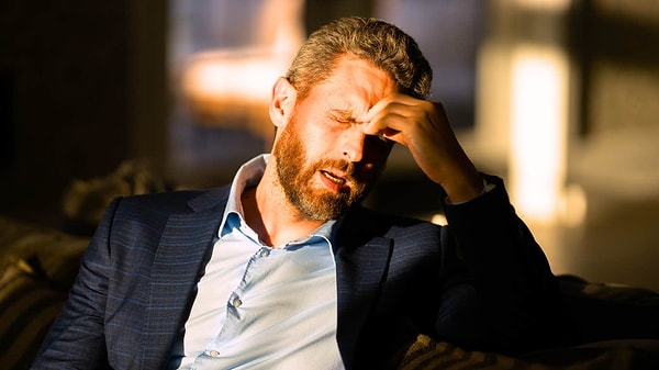 Sürekli sinirlilik hali çoğu zaman kontrolsüz stres ve travmalarla bağlantılı